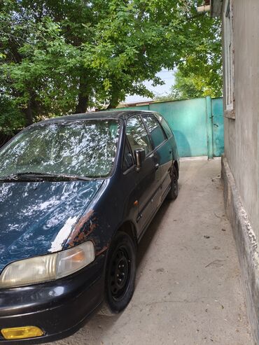 срочно продать машину: Honda Shuttle: 1997 г., 2.2 л, Автоматтык, Бензин, Вэн/Минивэн