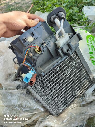 Бамперы и комплектующие: Honda — 30