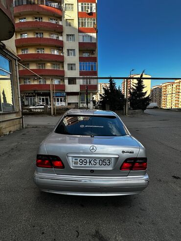 prius satilir: Mercedes-Benz 230: 2.3 l | 1996 il Sedan