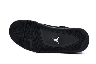 muške čizme za zimu: Nike Air Jordan 4 Retro Black Cat Takođe imam stotine stilova Nike