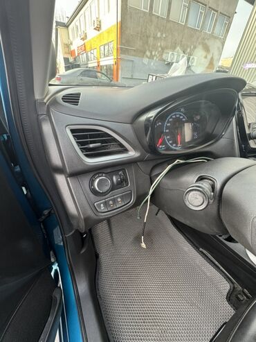 Chevrolet: Chevrolet Spark: 2019 г., 1 л, Типтроник, Бензин, Хэтчбэк — 11