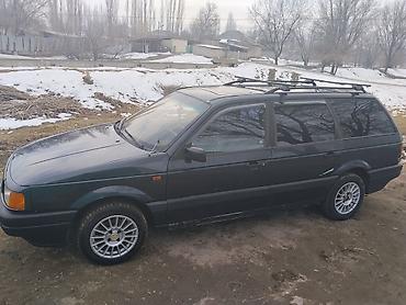 Volkswagen Passat Variant: 1990 г., 1.8 л, Механика, Бензин, Универсал