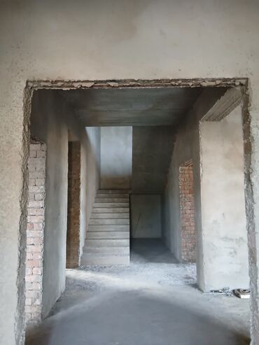 Продажа домов: Дом, 360 м², 7 комнат, Собственник, ПСО (под самоотделку) at lalafo.kg — 4 Продажа домов: Дом, 360 м², 7 комнат, Собственник, ПСО (под самоотделку) — 4