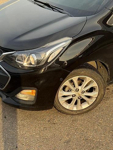 Chevrolet: Chevrolet Spark: 2020 г., 1 л, Вариатор, Бензин, Хэтчбэк — 5