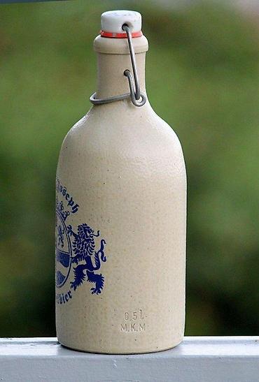 Stare vaze i dekor: Franz Joseph Jubelbier keramička boca. Jubilarna keramička boca za — 8