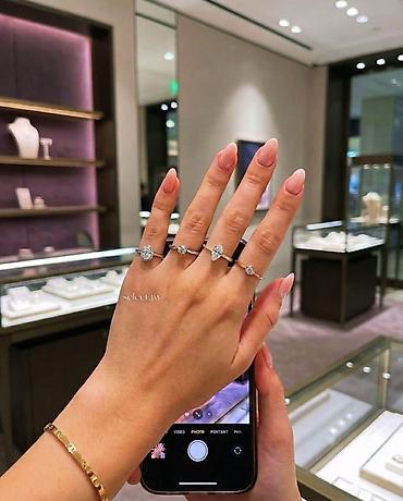 бу золота: Золотые кольца с муассанитами

- Металл: золото 750 пробы 
- — 1