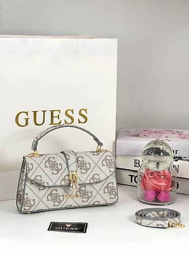 Torbe: GUESS ženska torba – elegantan mini top-handle model - Dizajn — 3