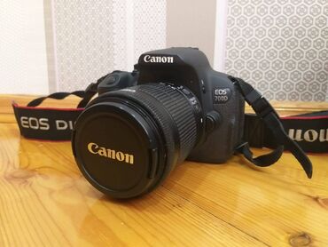 Fotokameralar: Əla vəziyyətdə Canon EOS 700D 18-55mm satıram. Çox az işlənib. Çantası