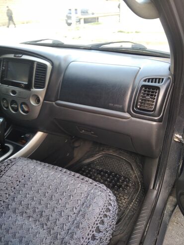 Mazda: Mazda Tribute: 2.3 l | 2004 il Ofrouder/SUV — 15