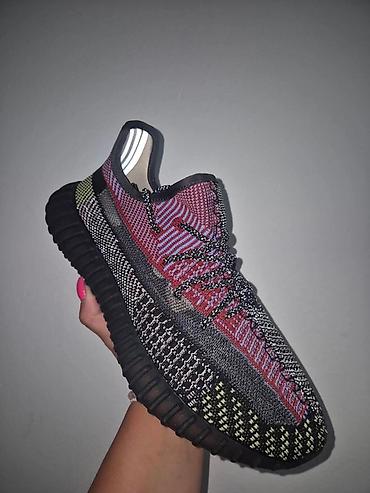 more: Yezzy lepo odradjene
Urezan boost u djonu
36-48
4000 din
SS🖤 — 2