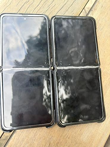 xiaomi flip: Samsung Z Flip, rəng - Qara — 2
