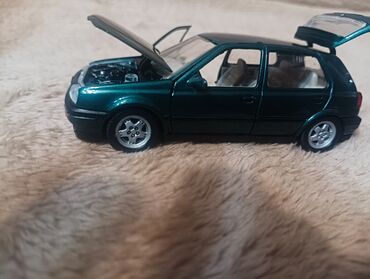 Модели автомобилей: Продаю!!! Модельку Голф3 Гольф3 Golf3 хэчбэк 5-дверный (игрушку) — 5