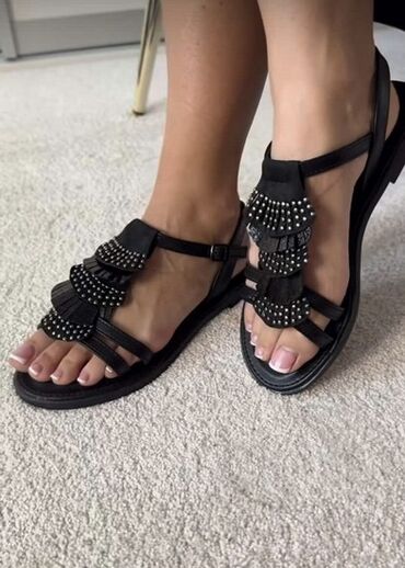 converse нови сад – слике: Sandals, Emelie Strandberg, 40