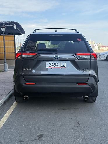автоо: Toyota RAV4: 2022 г., 2.5 л, Автомат, Гибрид, Кроссовер — 2