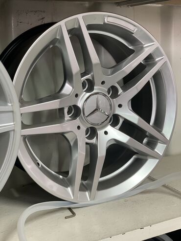 продаю диски мерс: Литые Диски R 15 AMG, Комплект, отверстий - 5, Новый