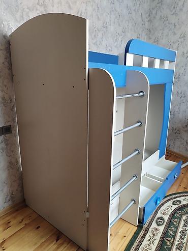 oyun manitoru: Uşaq üçün ikimərtəbəli çarpayı-modul. Xüsusiyyətlər: - Yuxarı — 2