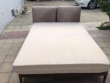 Çarpayılar: İşlənmiş, İkinəfərlik çarpayı, Bazalı, Matras ilə, İtaliya — 1
