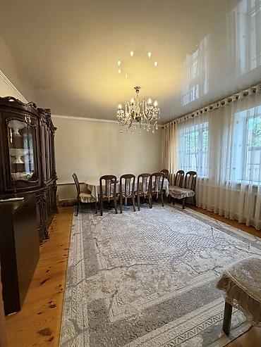полдома баят: 🏡 **Продается стильный дом в районе баят ✨ **4 комнаты | 120 м² | 4 — 7