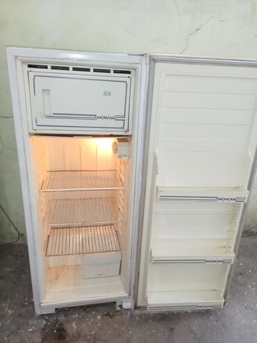soyuducuların satışı: Soyuducu yaxşı soyudur işləyir çürüyü yoxdur. 60x140 cm. Satılan kimi