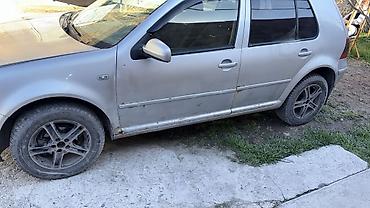 Volkswagen: Volkswagen Golf: 2001 г., 1.6 л, Механика, Бензин, Хэтчбэк — 4