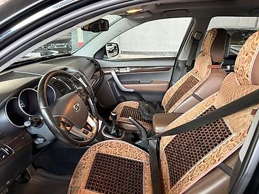 44 2: Kia Sorento: 2012 г., 2.2 л, Механика, Дизель — 6