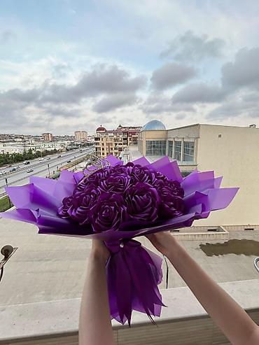ofis əşyaları: Məxməri görünüşlü dekorativ gül buketləri - Material: uzunömürlü süni — 2