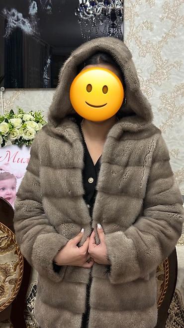 плашь: Шуба из норки с капюшоном - Натуральная норка, стрижка под — 2
