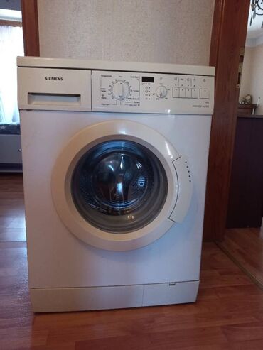 стиральная машина купить в баку: Siemens paltaryuyan. 20 ilin paltaryuyanıdır. Hal hazırda işlək