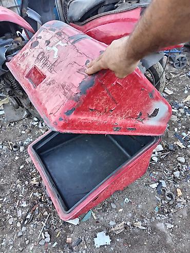 Ehtiyat hissələri: Moto üçün. skuter üçün arxa yük qutusu
Qırığı yoxdu çatı yoxdu — 3