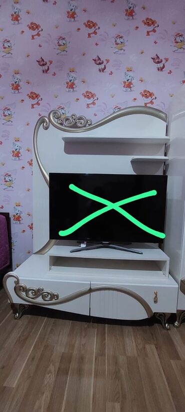 Otaq qapıları: ❇️Kuncluk ve tvstent satilir problemi yoxdur satilir ikisi birlikde