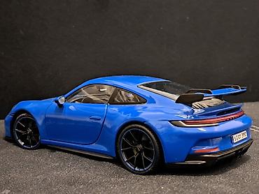 Figurice i makete: PORSCHE 911 (992) GT3 1:18 "Maisto" NOVO! Model PORSCHE 911 (992) — 13