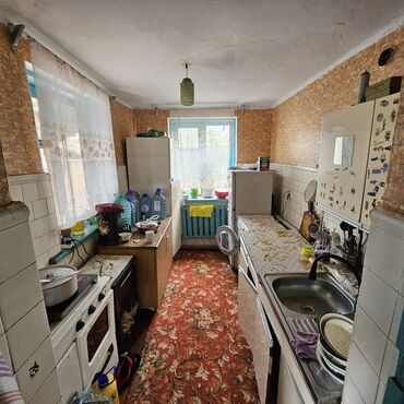 недостроенные дома в бишкеке: Дом, 63 м², 6 комнат, Собственник, Старый ремонт