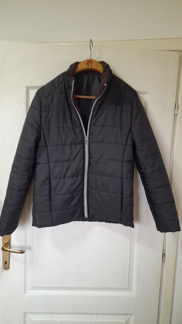 pull and bear jakna: Jacket M (EU 38), color - Black