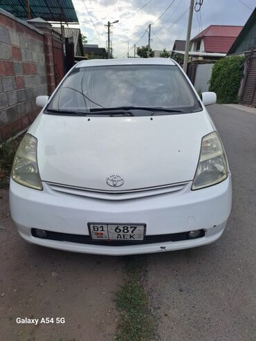 срочно продать машину: Toyota Prius: 2005 г., 1.5 л, Вариатор, Гибрид, Хетчбек