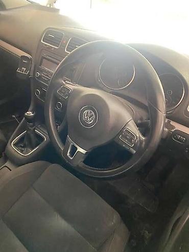 pragovi auto: VOLKSWAGEN GOLF 6 2010. GOD. - KOMPLETAN AUTO U DELOVIMA | Golf 6 — 3