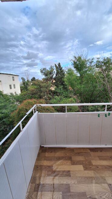 Köhnə tikili: Bakı, 3-cü mikrorayon, 1 otaqlı, Köhnə tikili, m. Memar Əcəmi, 35 kv. m — 2