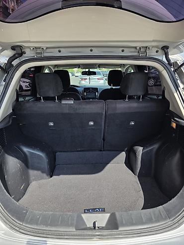 Nissan: Nissan Leaf: 2013 г., Электромобиль, Хэтчбэк — 11