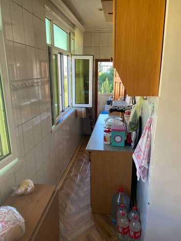 Uzunmüddətli kirayə mənzillər: Lacin TM-nin arxasi, Siyaqut restoranina catmamiş 9 mertebeli binanin — 3