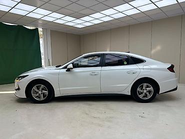 Hyundai Sonata: 2021 г., 2 л, Автомат, Бензин, Седан