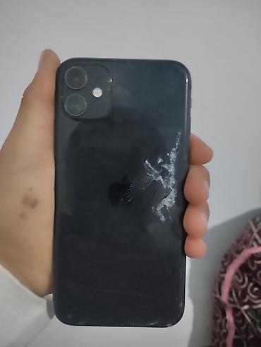 Мобильные телефоны: Apple iPhone 11, чёрный цвет. Смартфон с узнаваемым дизайном Apple — 3