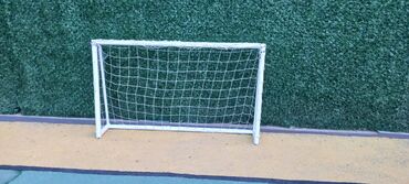 Tennis masaları: Tennis masaları — 6