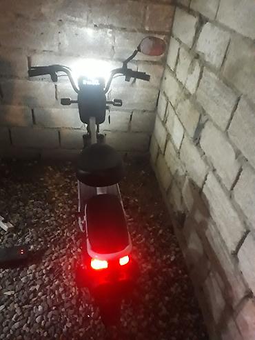 ucuza elektrikli scooter: 2 neferlik Az isdifade olunub tecli satram 60 gedir . 55.km 60km — 2