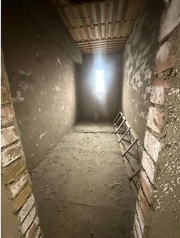 Продажа коттеджей и домов: 🧱 Продается 3-этажный дом ПСО 🔥🔥🔥 💫 Район : Ак -Ордо -1 🛏️ Комнат  — 16