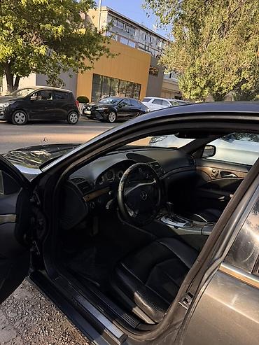 bi: Mercedes-Benz E-класс AMG: 2003 г., 5 л, Автомат, Седан — 3