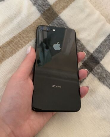 Apple iPhone: IPhone 8 Plus, Б/у, Black Titanium, 77 %