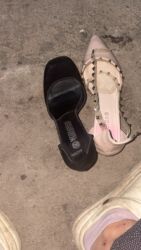 длинное шерстяное платье: Белое женское платье с воздушной полупрозрачной верхней тканью. -