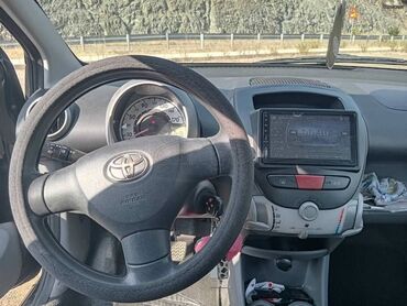 Toyota: Toyota Aygo: 1 l. | 2007 έ. Χάτσμπακ — 6