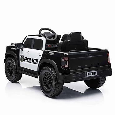 sastavite model buba: Dečiji Policijski Truck (12V) – Crni (SM-26202C) Šifra proizvoda — 5