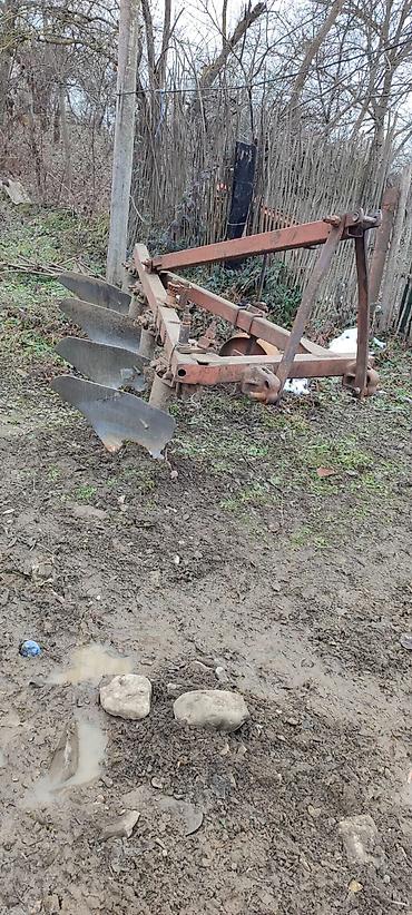 Traktorlar: DT-75 aqreqatları ilə təcili satılır. Paletli traktor və aqreqatlar — 17