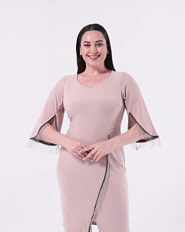 Haljine: Haljine za punije dame 
Cena 2999 din
Veličine XL, 2XL, 3XL, 4XL na lalafo.rs — 29 Haljine: Haljine za punije dame 
Cena 2999 din
Veličine XL, 2XL, 3XL, 4XL — 29